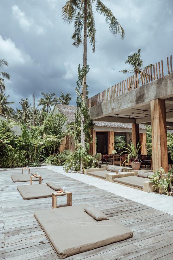 Surfing Temple Hotel Boutique 卢纳将军城 外观 照片