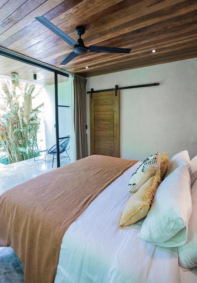 Surfing Temple Hotel Boutique 卢纳将军城 外观 照片