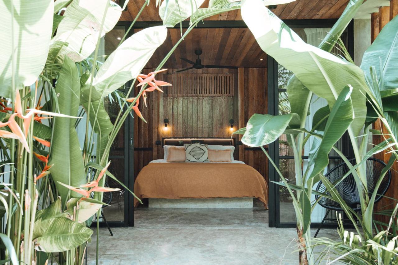 Surfing Temple Hotel Boutique 卢纳将军城 外观 照片